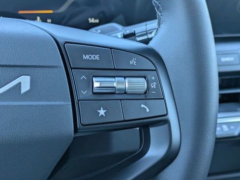 New 2025 Kia K4 EX image 26