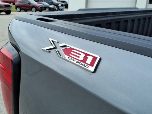 Used 2020 GMC Sierra 1500 Elevation w/ Elevation Value Package AWD/4WD image 23