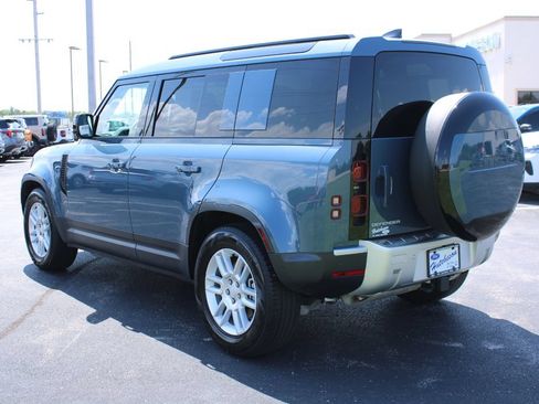 Used 2025 Land Rover Defender 110 S AWD/4WD image 8