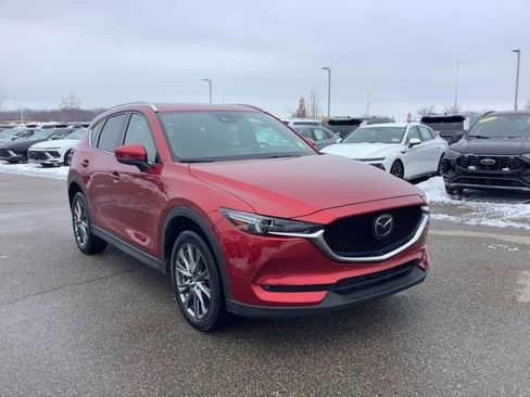 Used 2019 MAZDA CX-5 Signature image 3