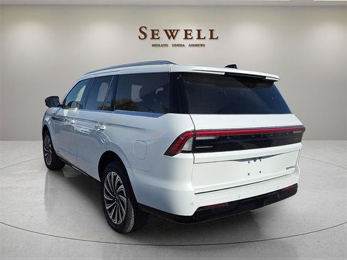 New 2025 Lincoln Navigator Black Label image 3