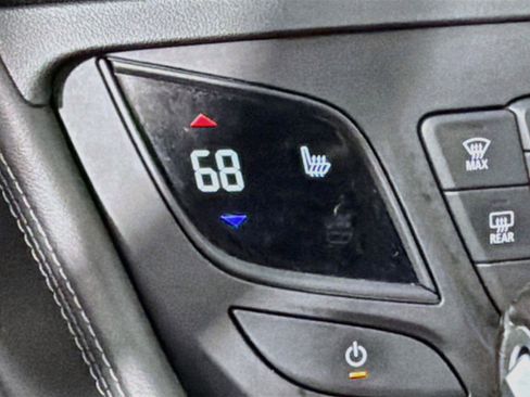Used 2019 Buick Envision Essence AWD/4WD image 24