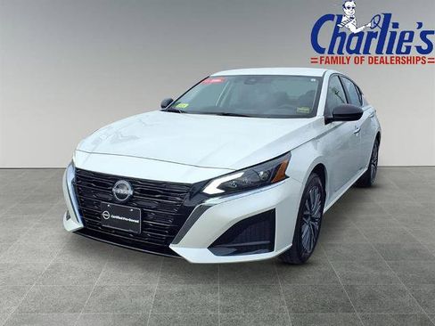 Certified 2024 Nissan Altima 2.5 SV AWD/4WD image 1