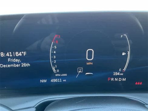 Used 2024 Cadillac XT4 Premium Luxury image 25