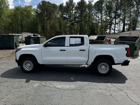 Used 2024 Chevrolet Colorado W/T image 5