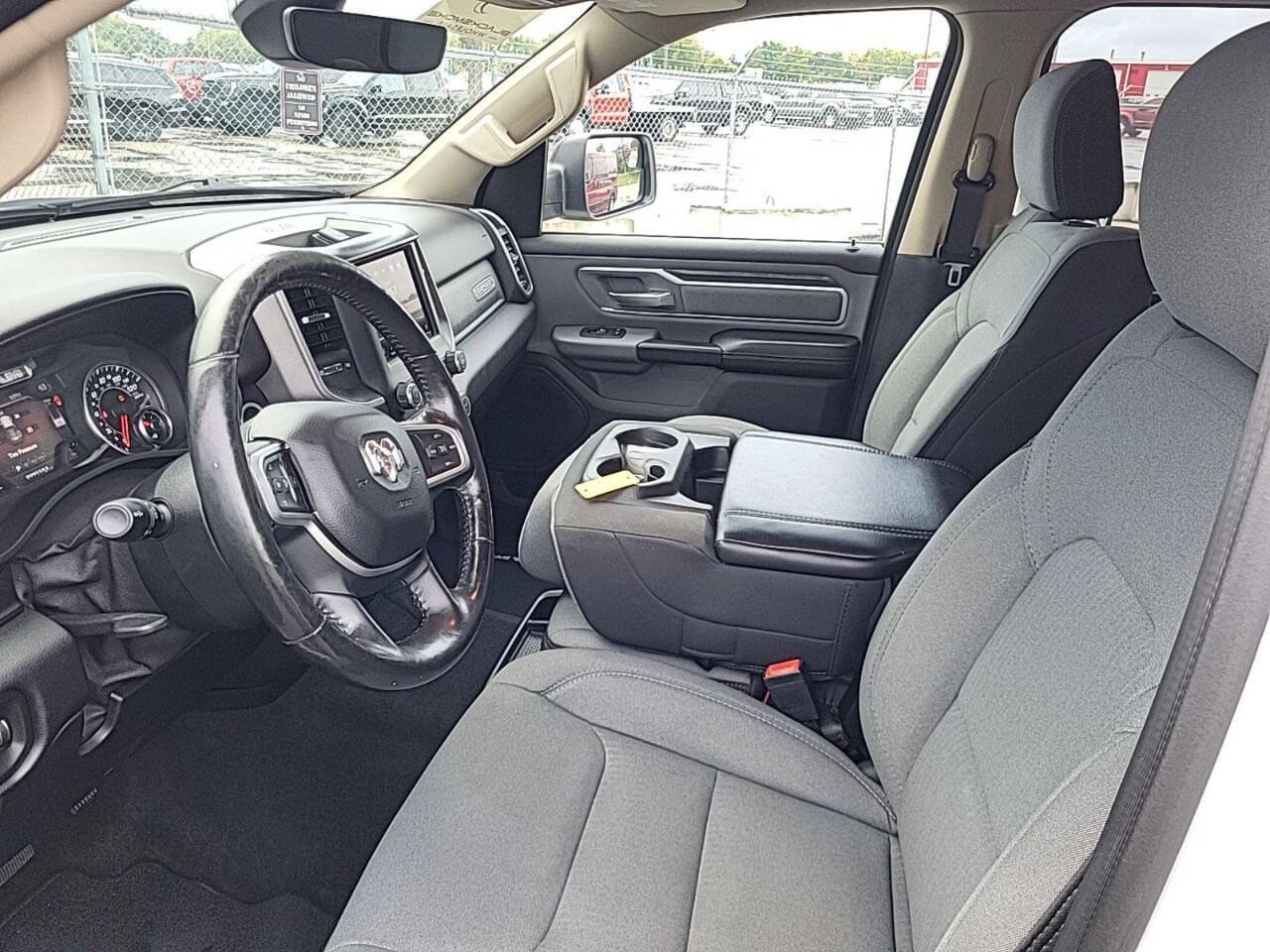 Used 2020 RAM 1500 Big Horn AWD/4WD image 7