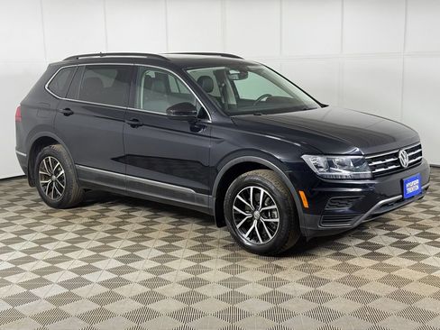 Used 2021 Volkswagen Tiguan SE w/ Panoramic Sunroof Package AWD/4WD image 46
