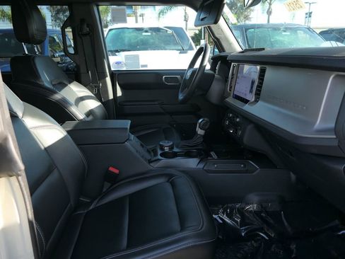 Used 2025 Ford Bronco Outer Banks AWD/4WD image 28