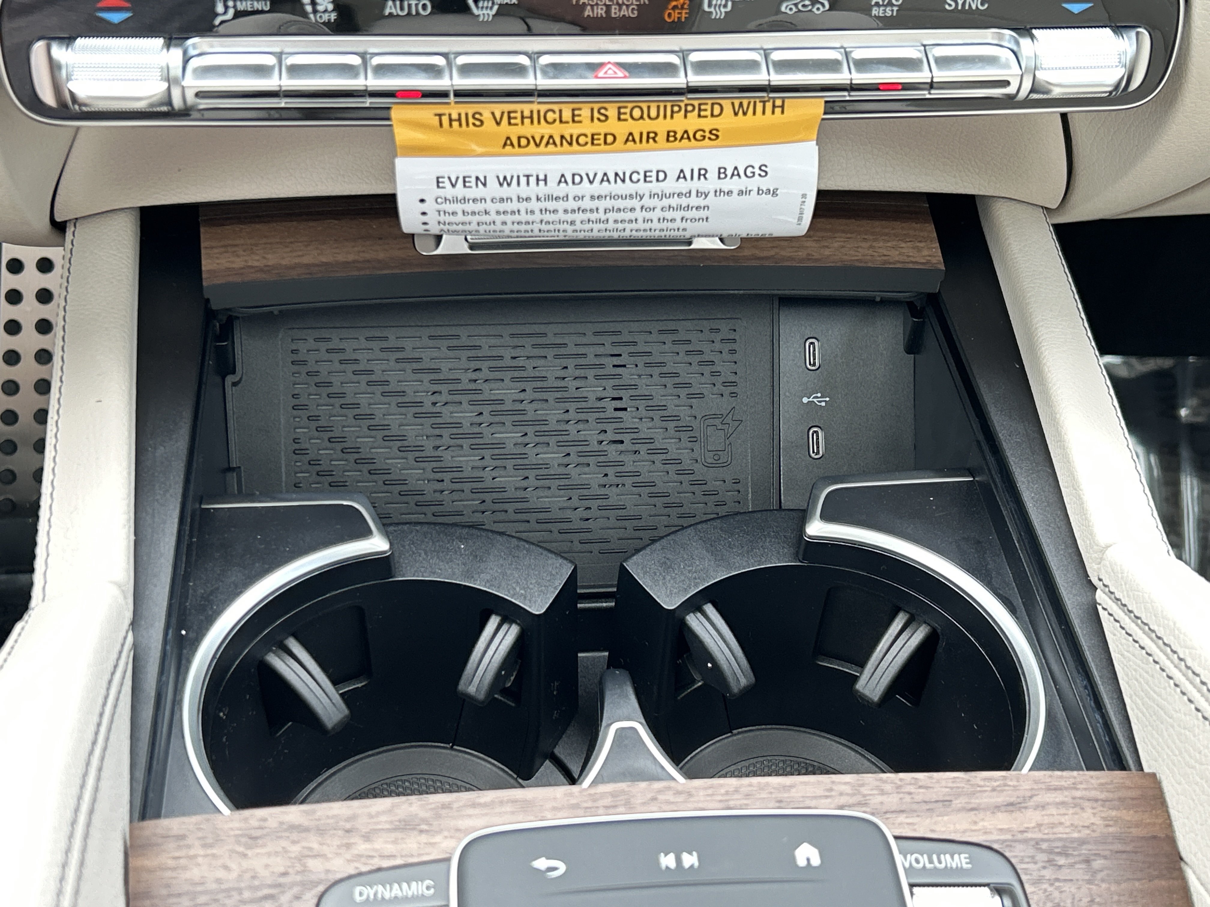 New 2026 Mercedes-Benz GLS 450 4MATIC image 32