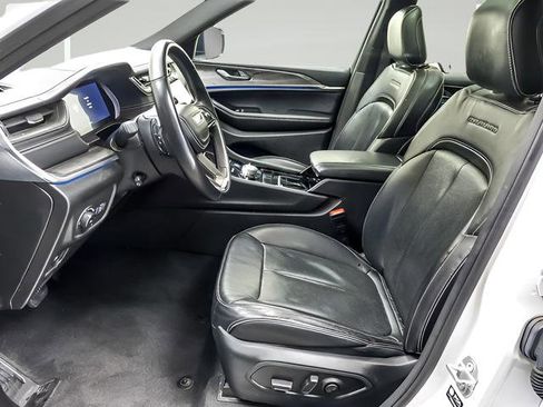 Used 2022 Jeep Grand Cherokee L Overland AWD/4WD image 8