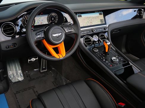 New 2026 Bentley Continental GTC image 2