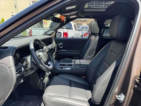 Used 2026 Hyundai Palisade Calligraphy AWD/4WD image 17