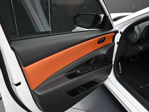 New 2026 Hyundai Elantra Sport FWD image 15