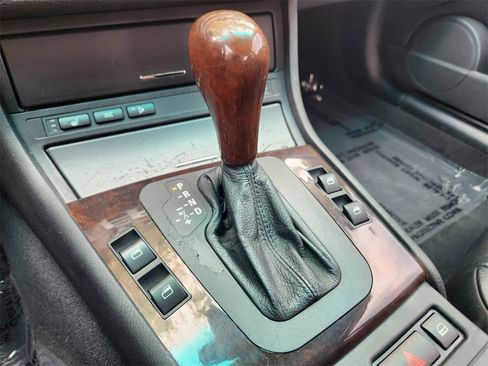 Used 2002 BMW 330Ci Coupe image 19