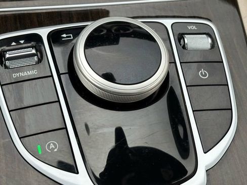 Used 2018 Mercedes-Benz C 300 4MATIC Sedan image 18