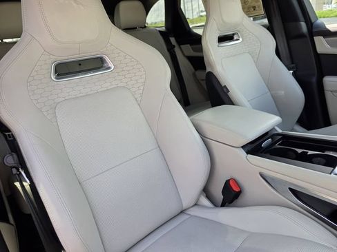 Used 2025 Jaguar F-PACE R-Dynamic S AWD/4WD image 27