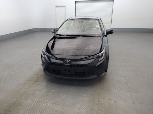 Used 2022 Toyota Corolla LE FWD image 15