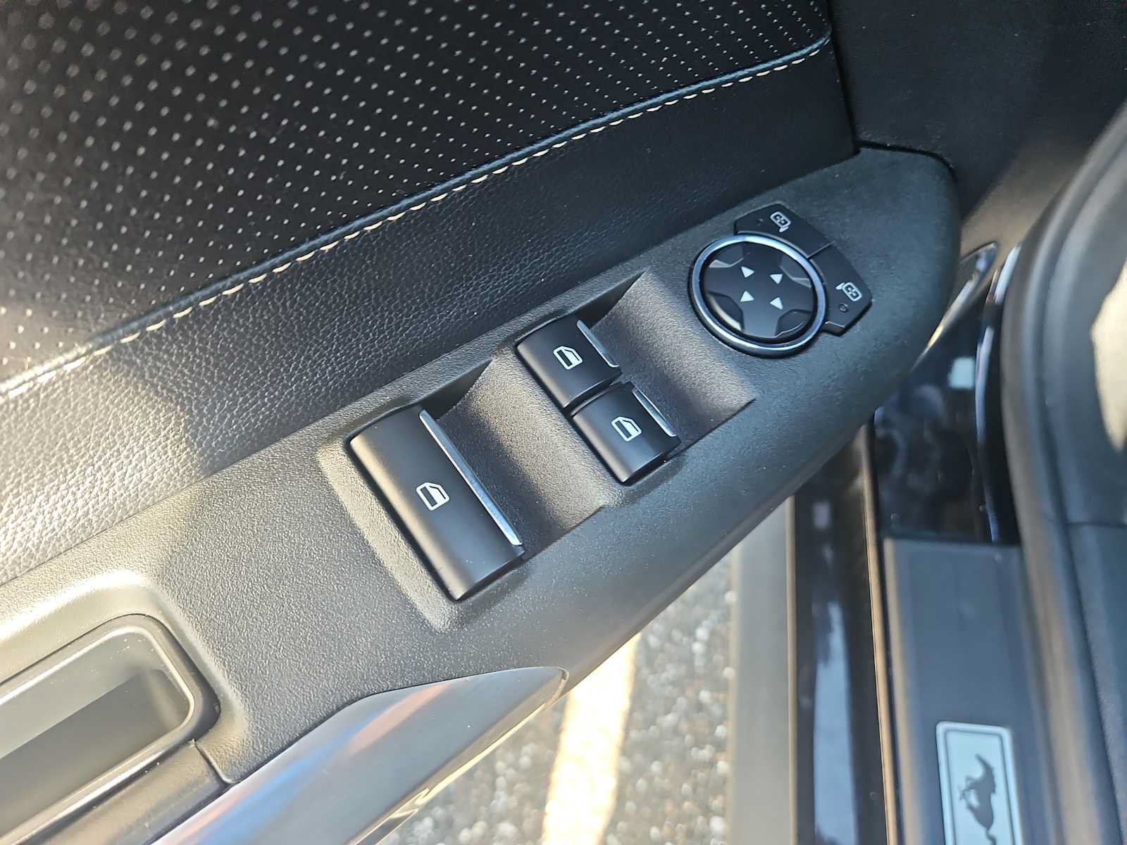 Used 2015 Ford Mustang GT Premium w/ Equipment Group 401A RWD image 15
