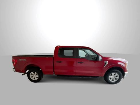 Used 2022 Ford F150 XLT w/ Trailer Tow Package image 9