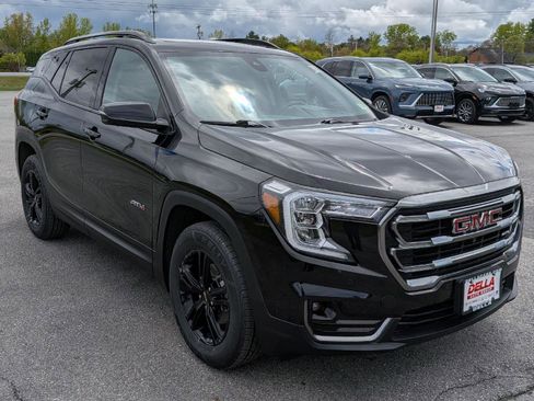 Used 2023 GMC Terrain AT4 w/ Infotainment Package II AWD/4WD image 5