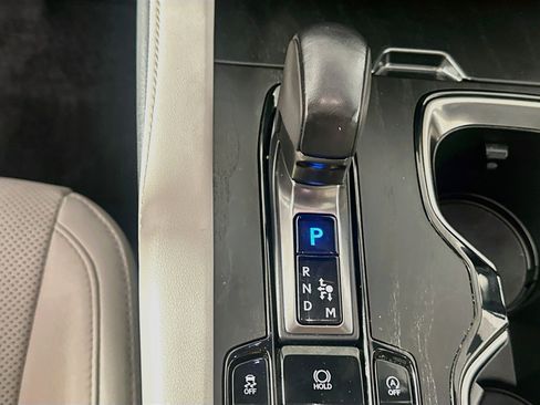 Used 2023 Lexus RX 350 Premium w/ Accessory Package AWD/4WD image 25