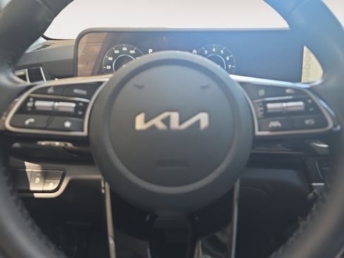 Certified 2024 Kia Seltos S FWD image 11