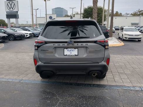 Used 2025 Subaru Forester Touring w/ Popular Package - Touring image 5