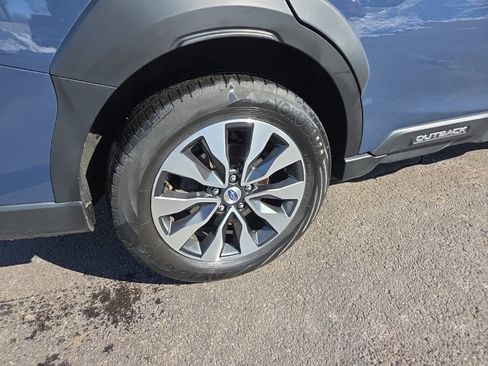 Used 2023 Subaru Outback Limited XT image 7