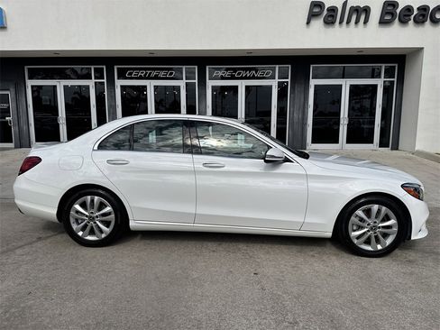 Used 2019 Mercedes-Benz C 300 Sedan image 6