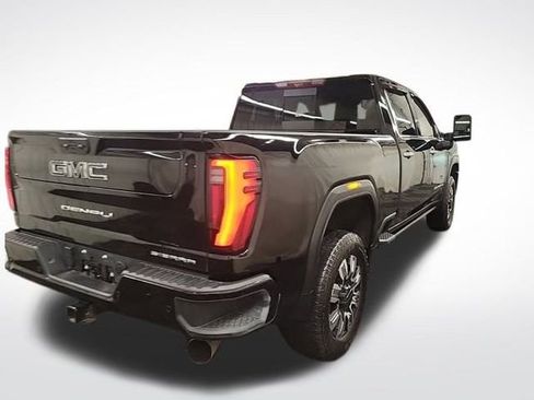 Used 2024 GMC Sierra 2500 Denali w/ Denali Reserve Package image 5