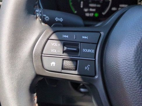 Used 2024 Honda CR-V Sport image 17