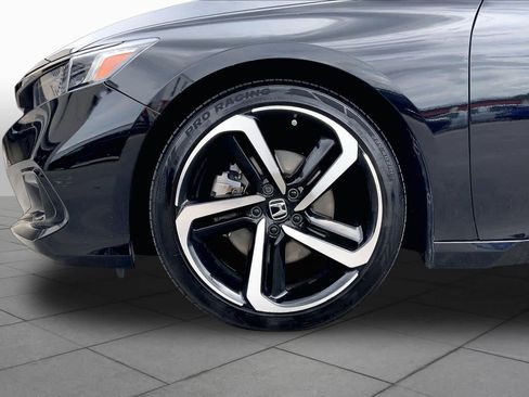 Used 2022 Honda Accord Sport image 11