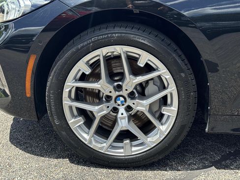 Certified 2025 BMW 330i xDrive Sedan w/ Premium Package AWD/4WD image 9