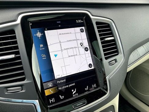 Used 2020 Volvo XC90 T5 Momentum w/ Protection Package Premier image 38