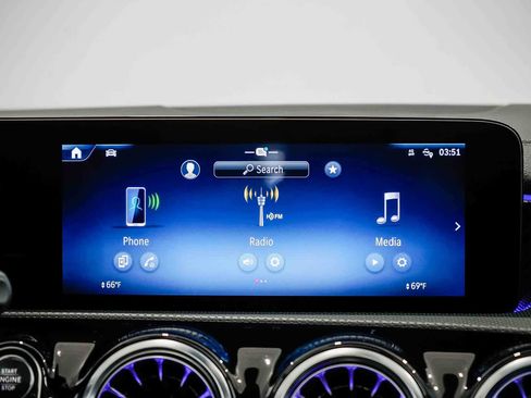 Used 2024 Mercedes-Benz CLA 250 image 14