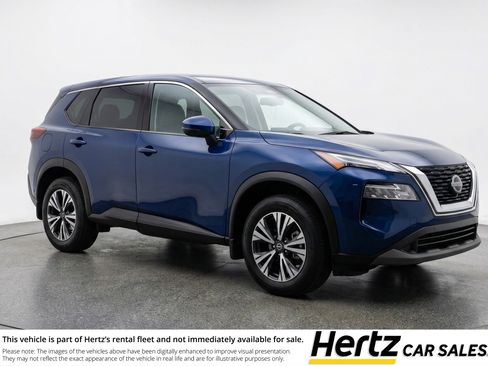 Used 2025 Nissan Rogue SV image 1