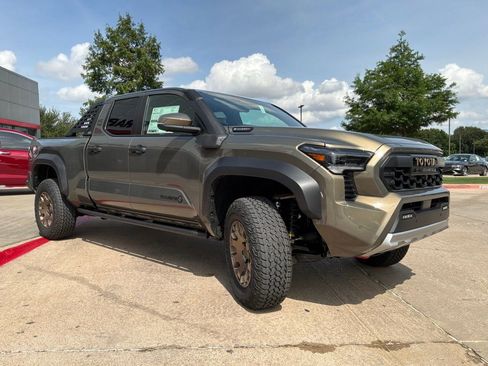 New 2026 Toyota Tacoma 4x4 Double Cab Hybrid image 4