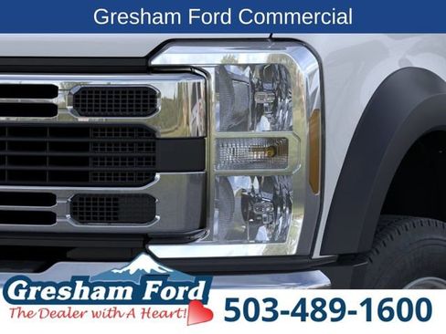 New 2026 Ford F550 4x4 Crew Cab image 21