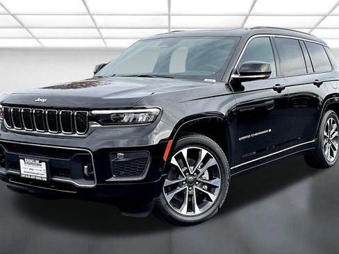 New 2025 Jeep Grand Cherokee L Overland w/ Advanced Protech Group III AWD/4WD image 2