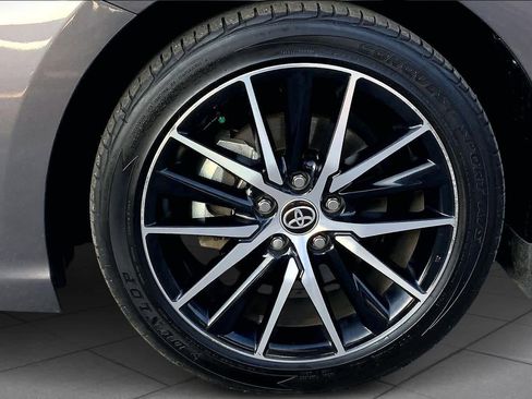 Used 2023 Toyota Camry SE image 10