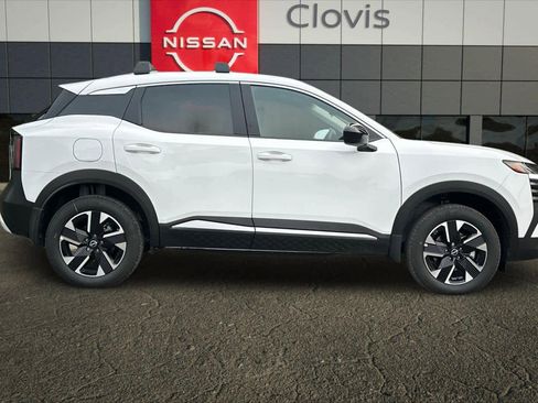 New 2026 Nissan Kicks SV image 9