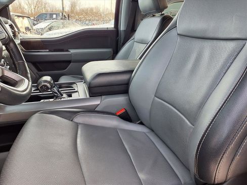 Used 2021 Ford F150 Lariat w/ Equipment Group 502A High image 3