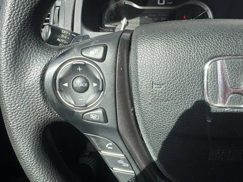Used 2021 Honda Ridgeline Sport image 10
