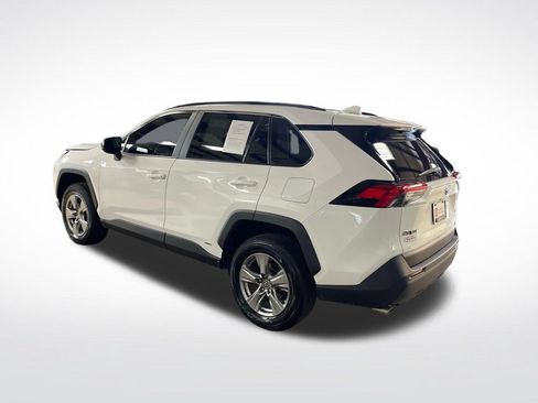 Certified 2025 Toyota RAV4 LE AWD/4WD image 3