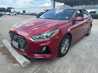Used 2018 Hyundai Sonata SE image 1