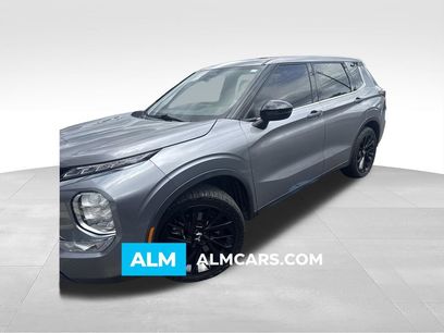Used 2022 Mitsubishi Outlander SE