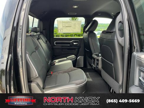 New 2026 RAM 2500 Laramie AWD/4WD image 23