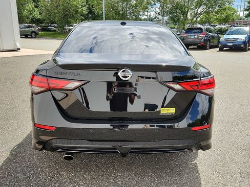 Used 2023 Nissan Sentra SR w/ Midnight Edition Package FWD image 5