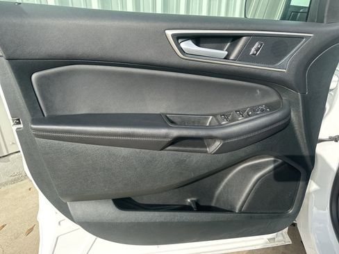 Used 2024 Ford Edge SEL AWD/4WD image 11