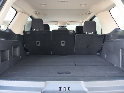 Used 2023 Ford Expedition XL image 18